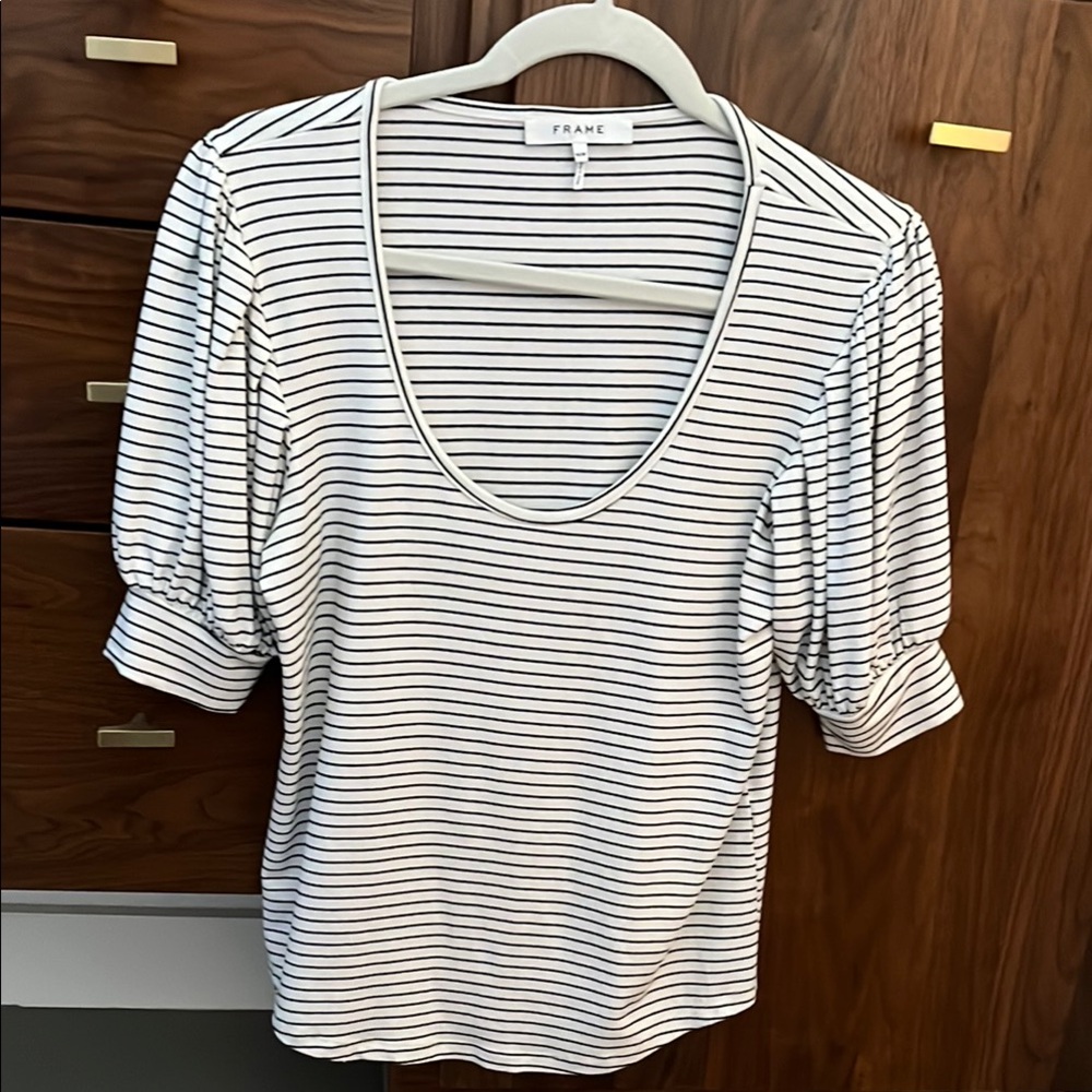 Frame Denim Women's Black and White Striped Top